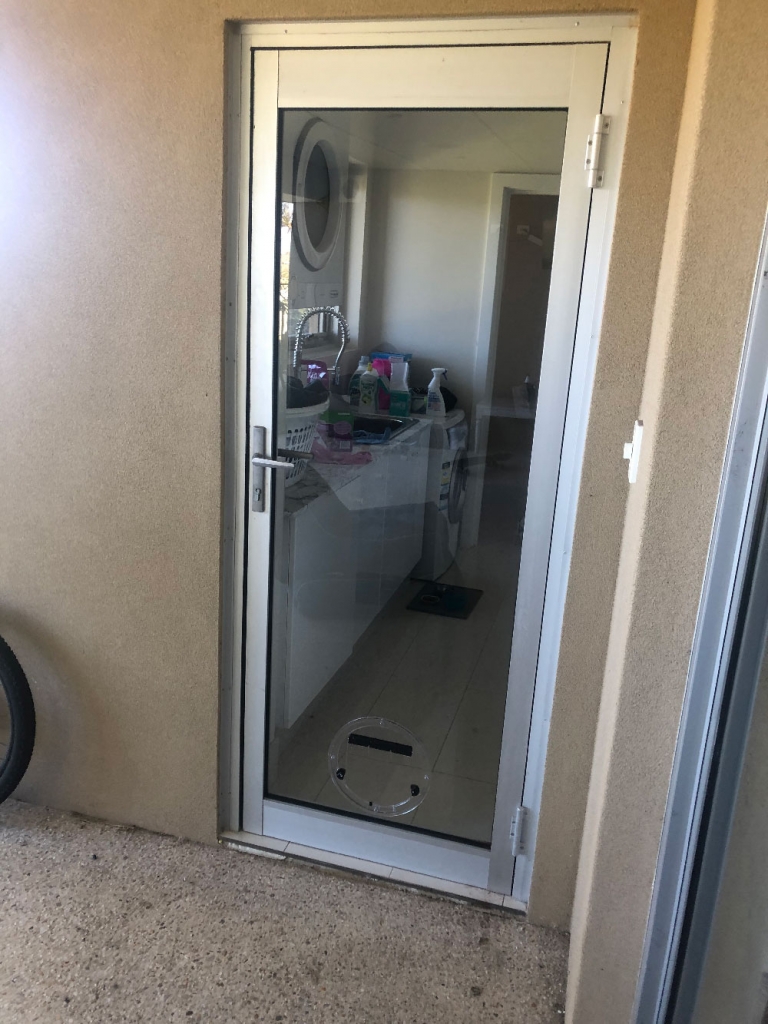 catdoorindoor Cockburn Glass